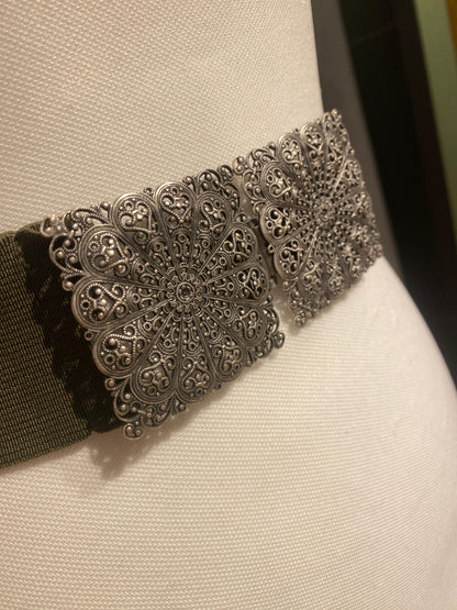 Trachtengürtel Stretch Goldstich oliv/silber