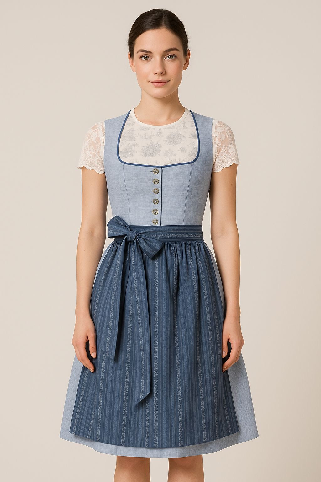 Dirndl Goldstich hellblau 64cm